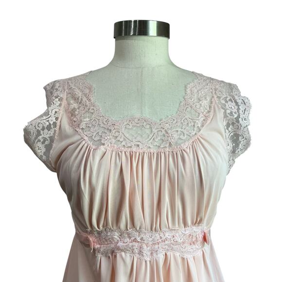 Vintage Night Slip Milkmaid Pink with Lace Detailing Nylon Night Gown Sz M/L - Picture 4 of 9